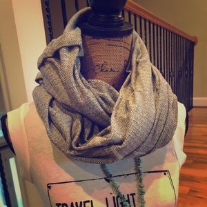 Lululemon Vinyasa infinity scarf herringbone